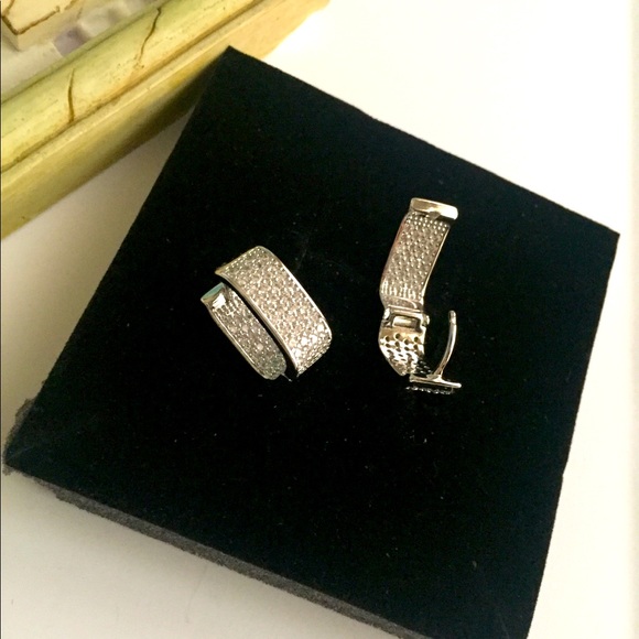 🍏50% OFF/3+...CZ U-shape Hoop Earrings - Picture 11 of 13